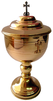 Ciborium: Exquisite Gold Plated Ciborium